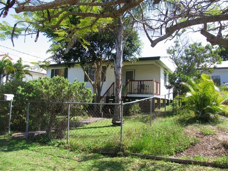 34 Bradley Road, Clontarf QLD 4019