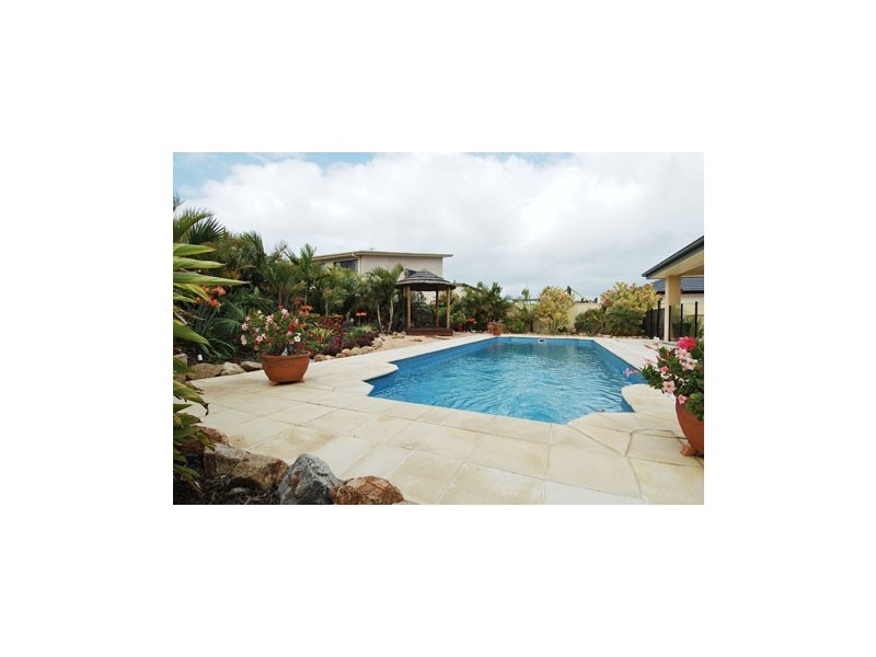 6 Eva Court, Kippa-ring QLD 4021