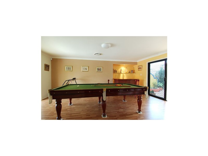 6 Eva Court, Kippa-ring QLD 4021