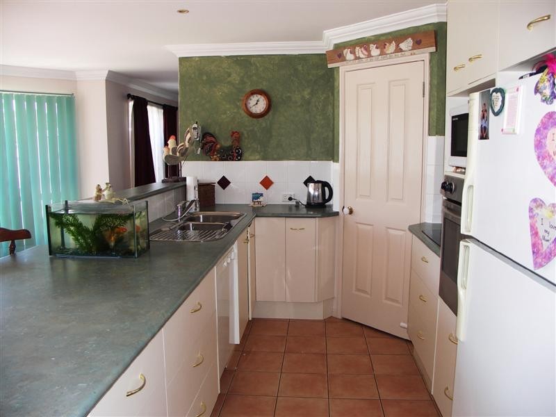 18 Blanche Court, Rothwell QLD 4022