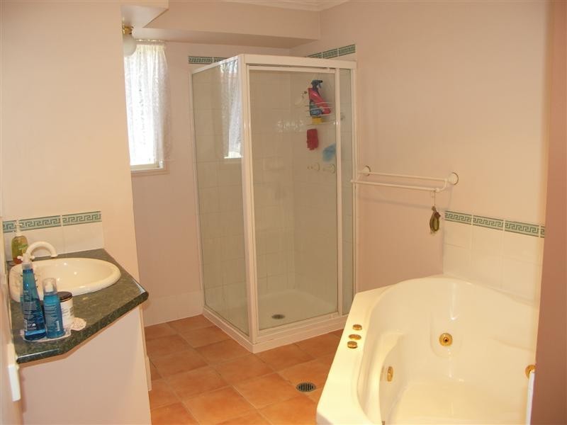 18 Blanche Court, Rothwell QLD 4022