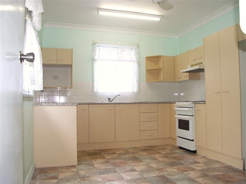 28 Stubbs St, Brighton QLD 4017