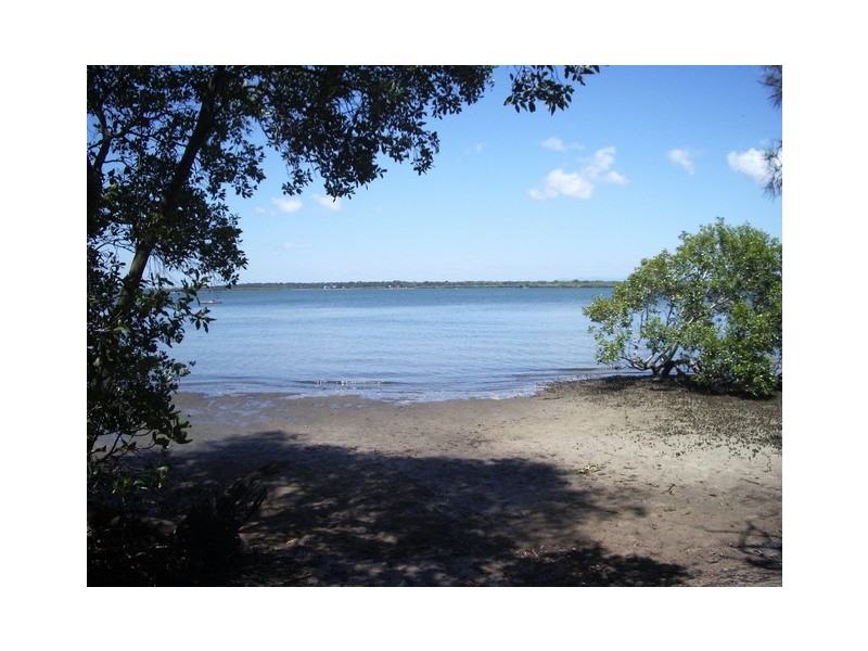 117 Horace Street, White Patch QLD 4507