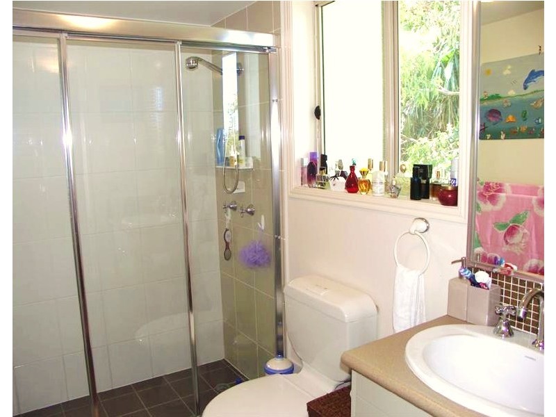 11/2 Irene Street, Redcliffe QLD 4020