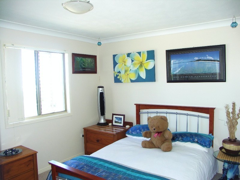 11/2 Irene Street, Redcliffe QLD 4020