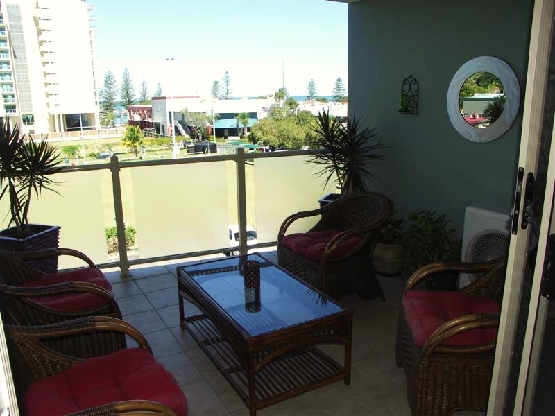 11/2 Irene Street, Redcliffe QLD 4020