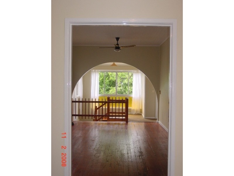 28 Rock Street, Scarborough QLD 4020