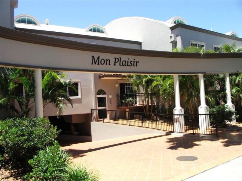 17/94 Prince Edward Parade, Redcliffe QLD 4020