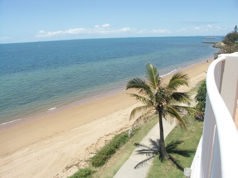 17/94 Prince Edward Parade, Redcliffe QLD 4020