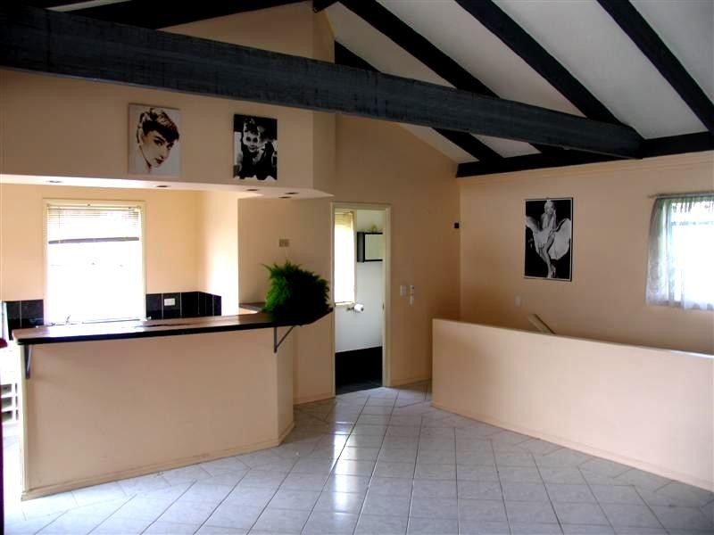 8 Ashmole Road, Redcliffe QLD 4020