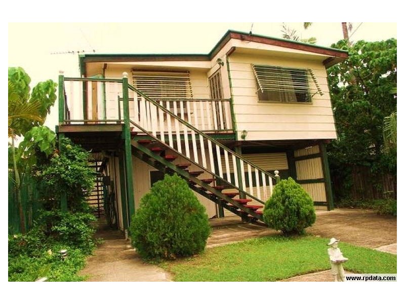 27 Sportsground Street, Redcliffe QLD 4020