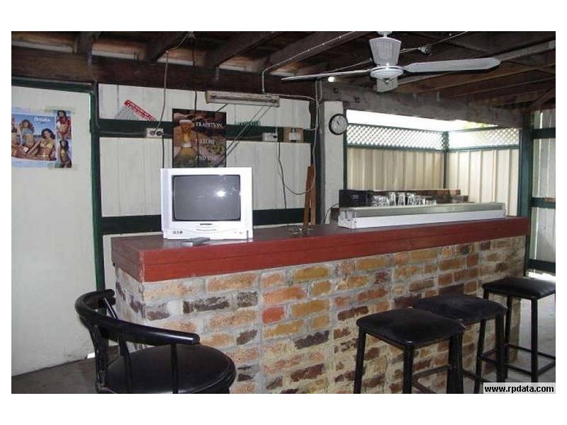 27 Sportsground Street, Redcliffe QLD 4020