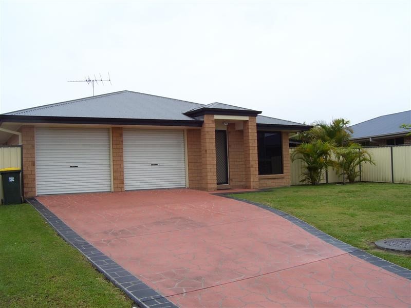 16 Breakwater Court, Deception Bay QLD 4508