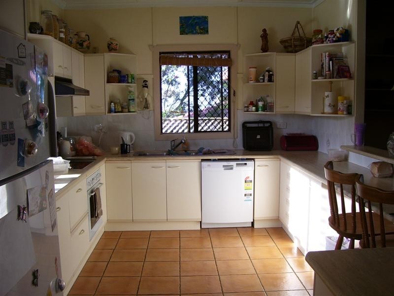 5 Koch Street, Scarborough QLD 4020