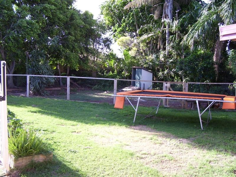 5 Koch Street, Scarborough QLD 4020