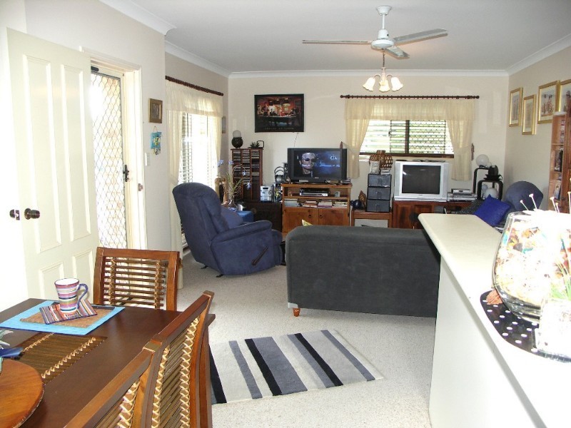 1/30 Blakeney Street, Woody Point QLD 4019