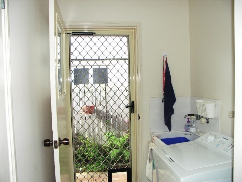 1/30 Blakeney Street, Woody Point QLD 4019