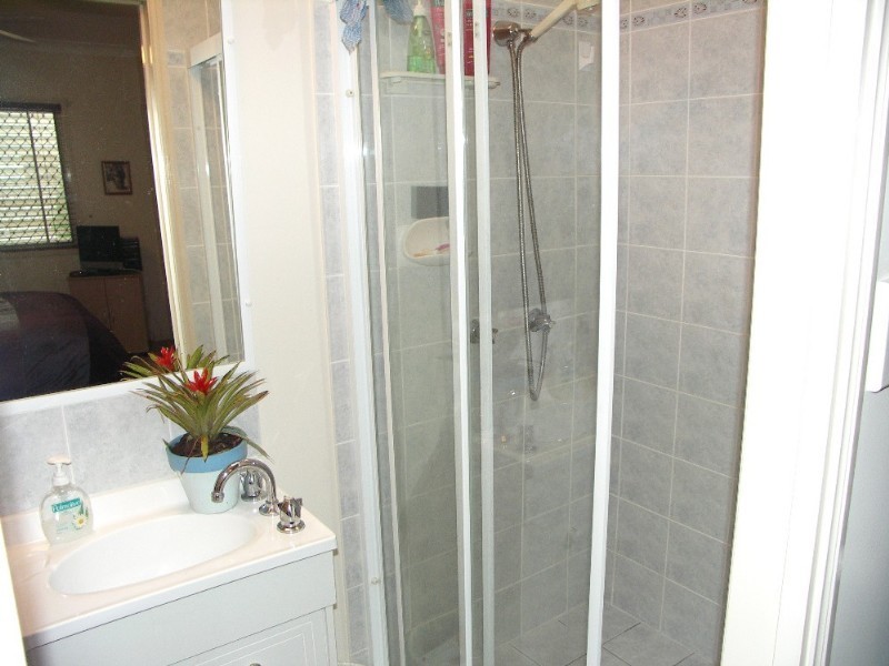 1/30 Blakeney Street, Woody Point QLD 4019