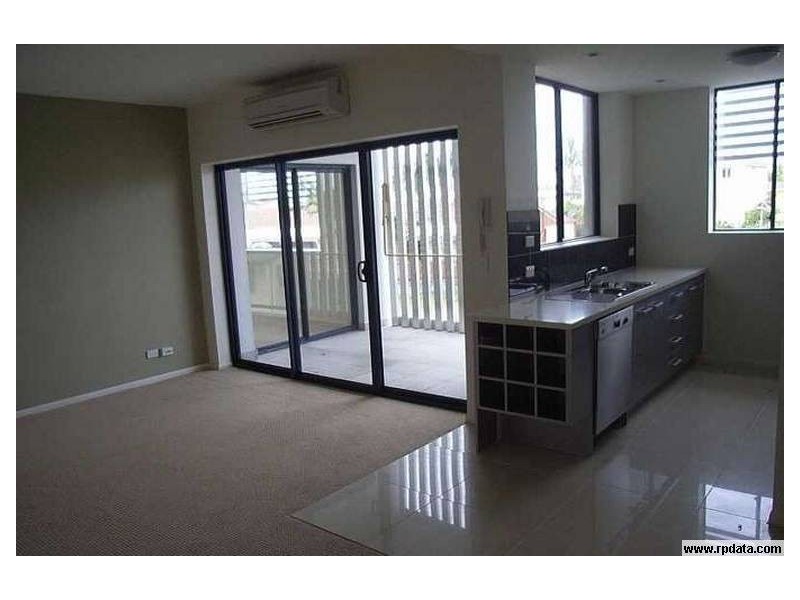 7/3 MacDonnell Road, Margate QLD 4019