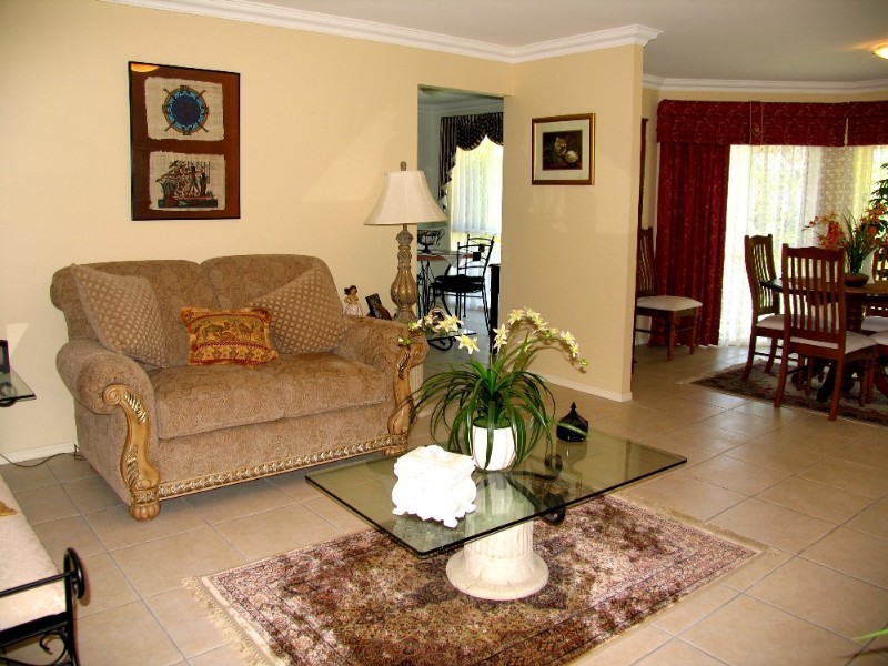 13 Dobell Street, Rothwell QLD 4022