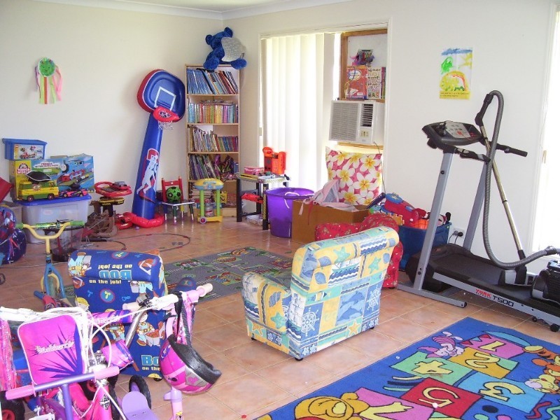 10 Greenway Place, Deception Bay QLD 4508