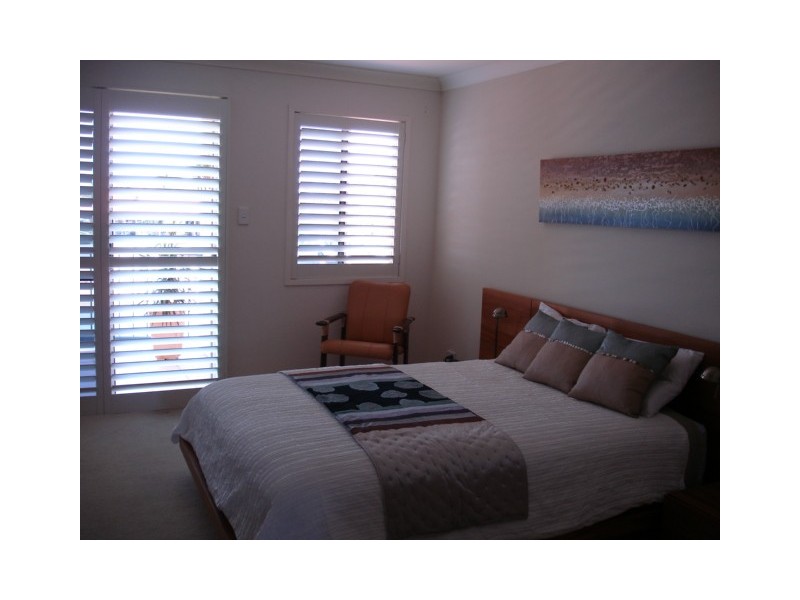 4/156 Griffith Road, Scarborough QLD 4020