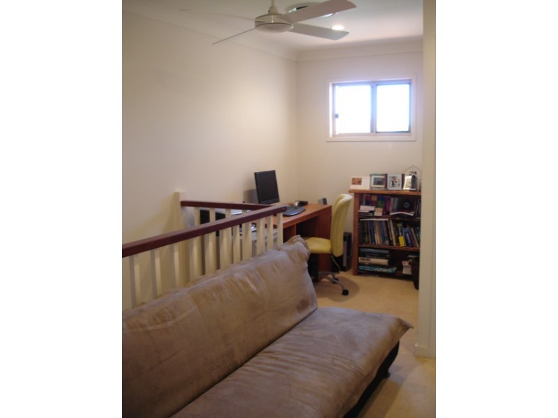 4/156 Griffith Road, Scarborough QLD 4020