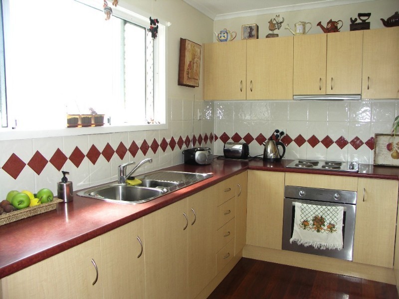 21 Pownall Crescent, Margate QLD 4019