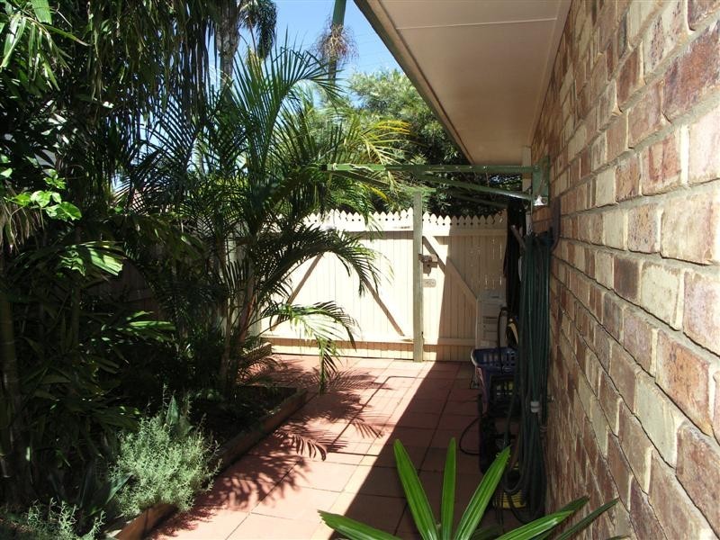 10 Alfreda Street, Margate QLD 4019