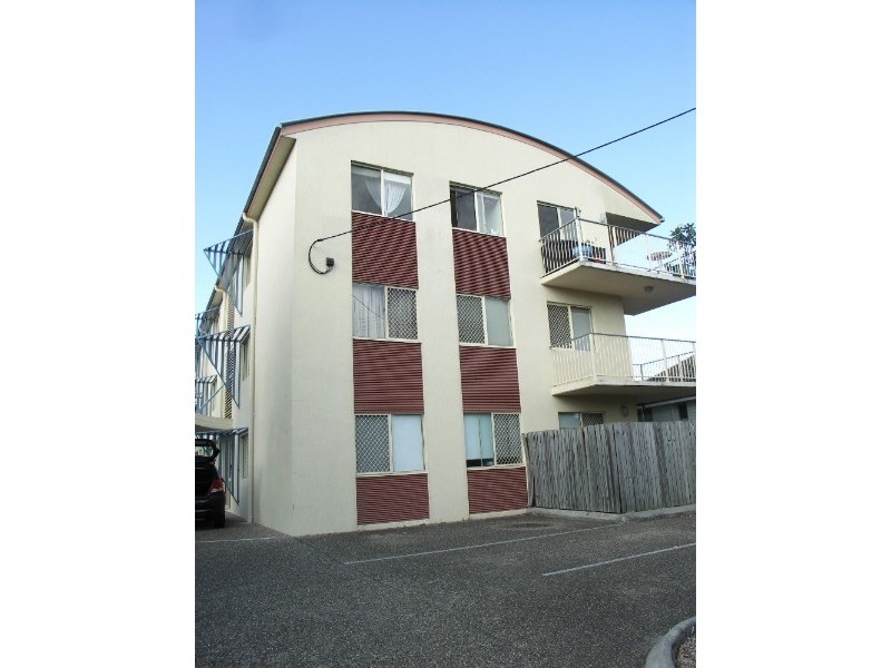 8/10 Caroline Street, Woody Point QLD 4019