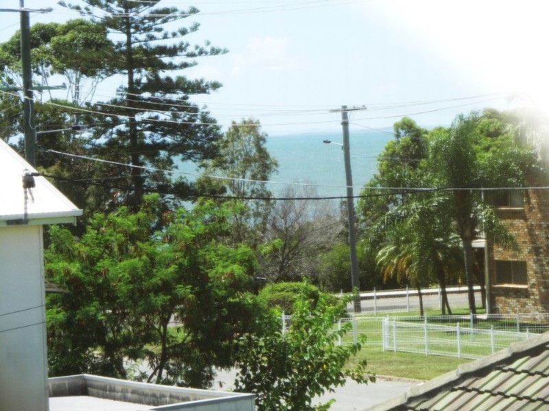 8/10 Caroline Street, Woody Point QLD 4019