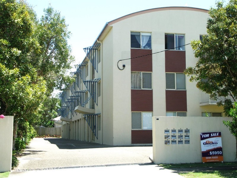 8/10 Caroline Street, Woody Point QLD 4019