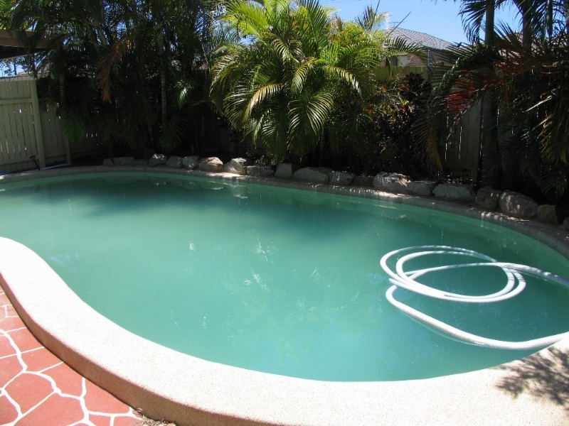 2 Greene Street, Rothwell QLD 4022