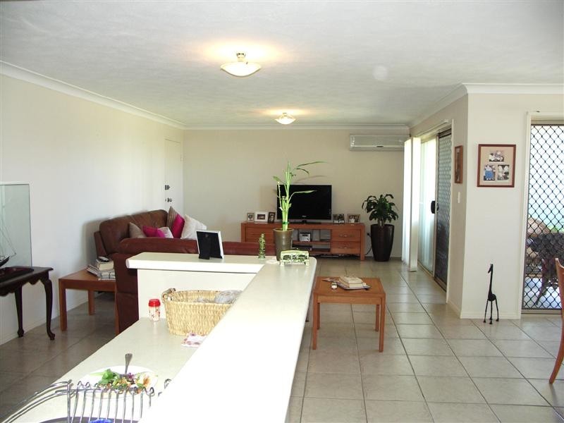 10/2 Irene Street, Redcliffe QLD 4020