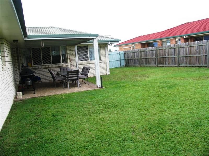 3 Shangri La Court, Rothwell QLD 4022