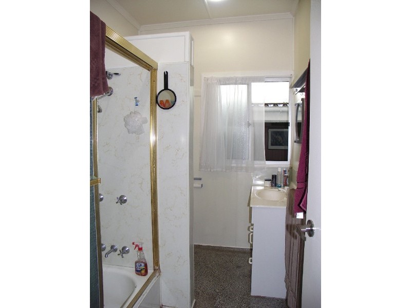 20 Central Avenue, Scarborough QLD 4020