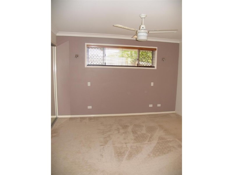 25 Allister Crescent, Rothwell QLD 4022