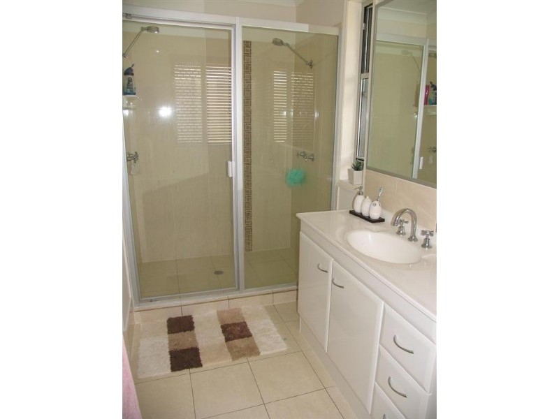 25 Allister Crescent, Rothwell QLD 4022