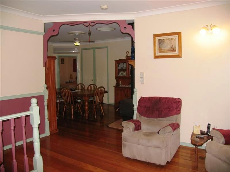 6 Elizabeth Street, Beachmere QLD 4510