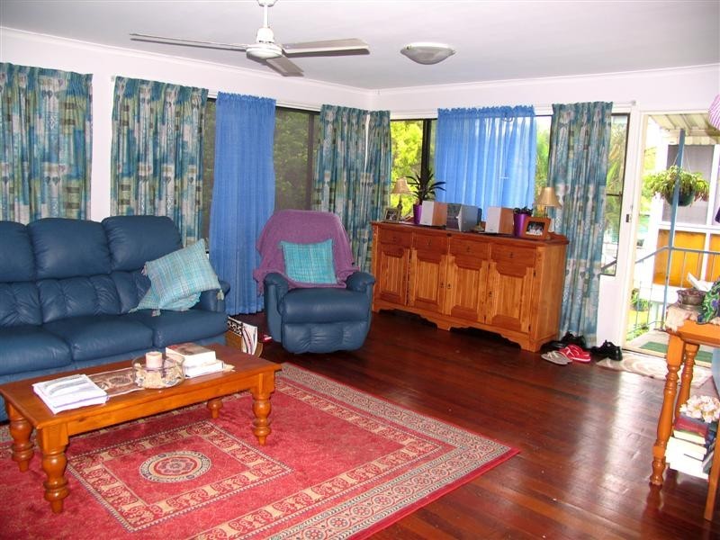 17 Ettie Street, Redcliffe QLD 4020