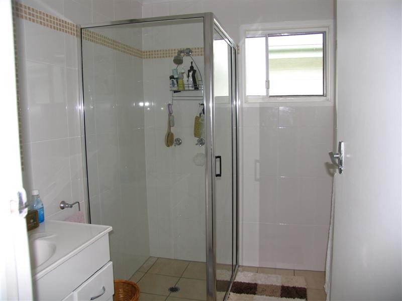 17 Ettie Street, Redcliffe QLD 4020