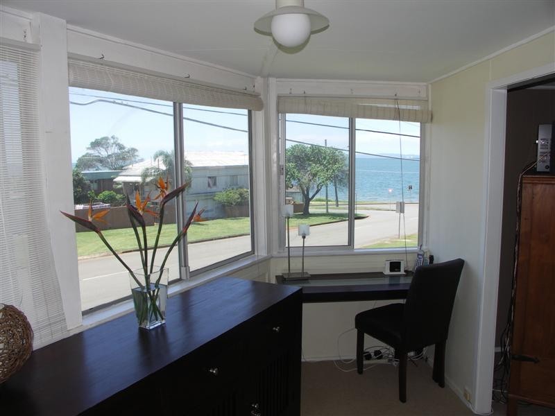 3 Griffith Road, Scarborough QLD 4020