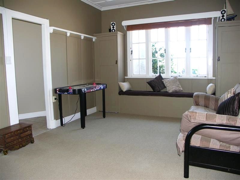 3 Griffith Road, Scarborough QLD 4020