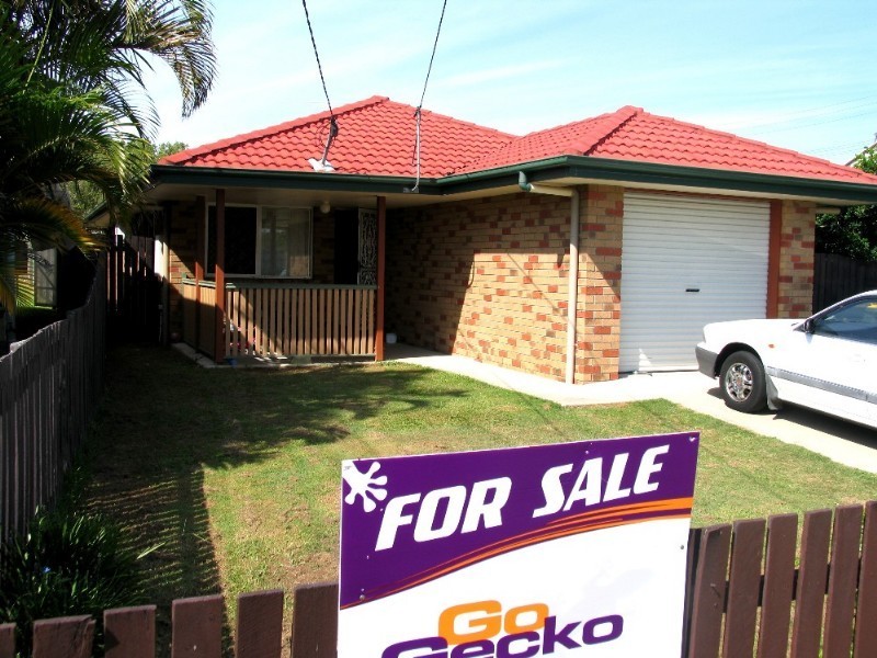 57 Sydney Street, Redcliffe QLD 4020