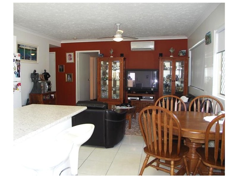 1/10 Caroline Street, Woody Point QLD 4019