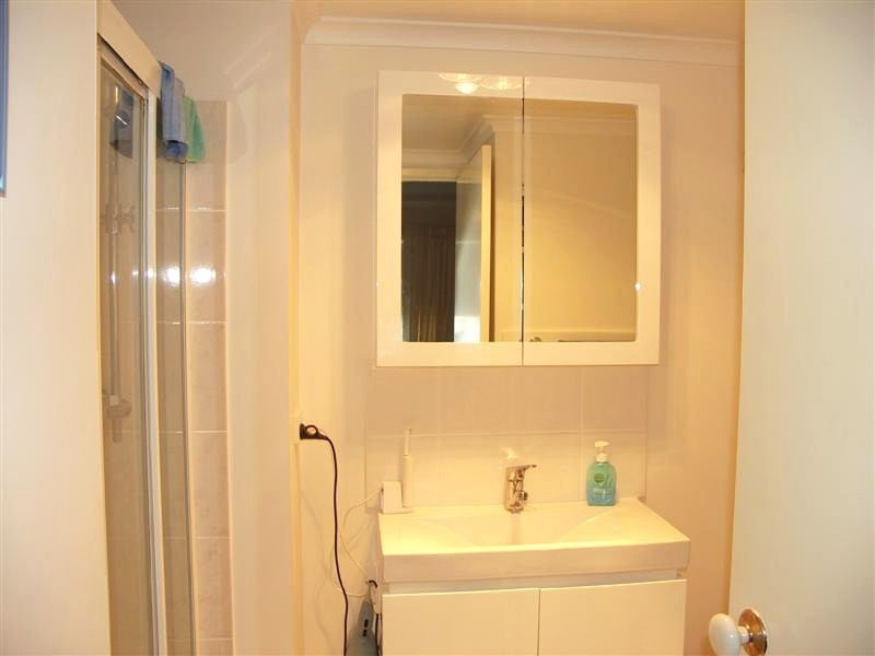 1/10 Caroline Street, Woody Point QLD 4019