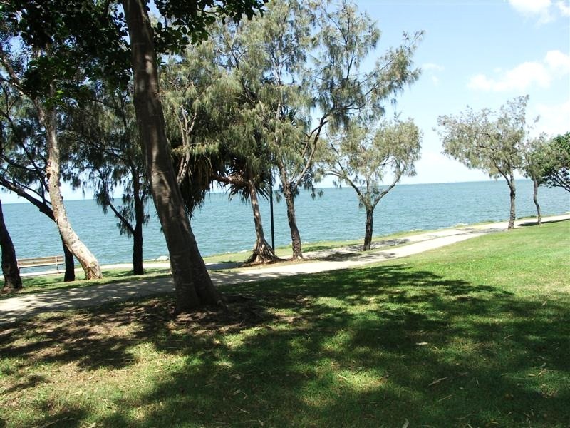 1/10 Caroline Street, Woody Point QLD 4019