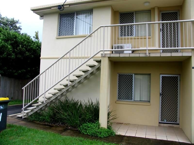 1/24 Silvyn Street, Redcliffe QLD 4020