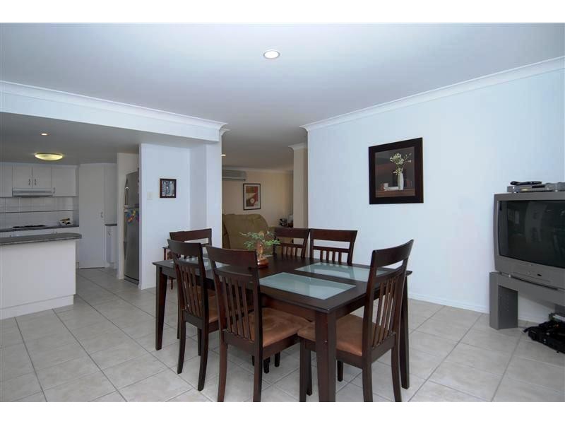 28 Mowbray Court, Kallangur QLD 4503