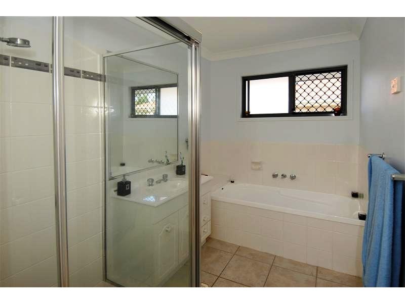 28 Mowbray Court, Kallangur QLD 4503